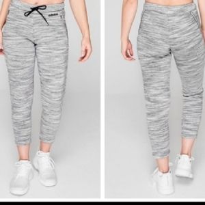 NWT Ladies Adidas XPR 7/8 Joggers